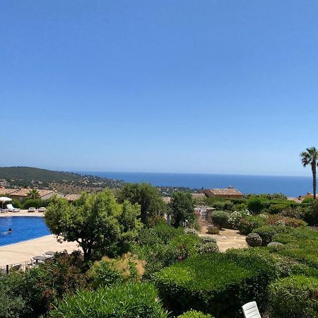 Appart. Vue Mer Avec Piscine - Golfe De St Tropez Les Issambres Dış mekan fotoğraf