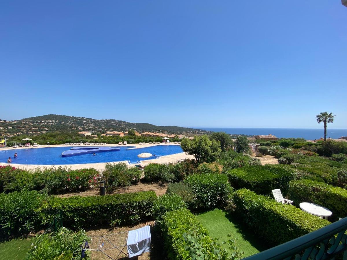 Appart. Vue Mer Avec Piscine - Golfe De St Tropez Les Issambres Dış mekan fotoğraf